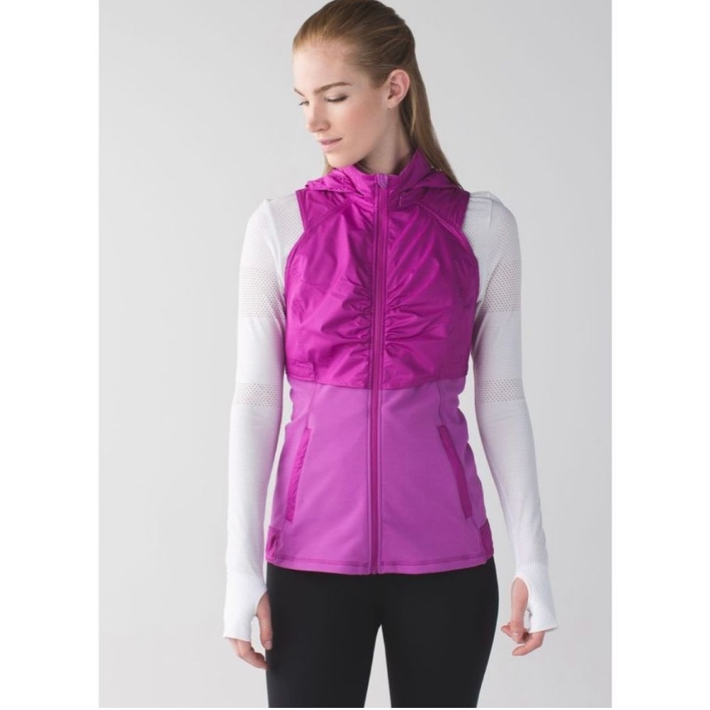 Lululemon Kanto Catch Me Vest in Ultra Violet